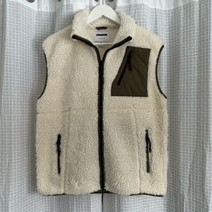 Noisy May Sherpa Vest Size Small